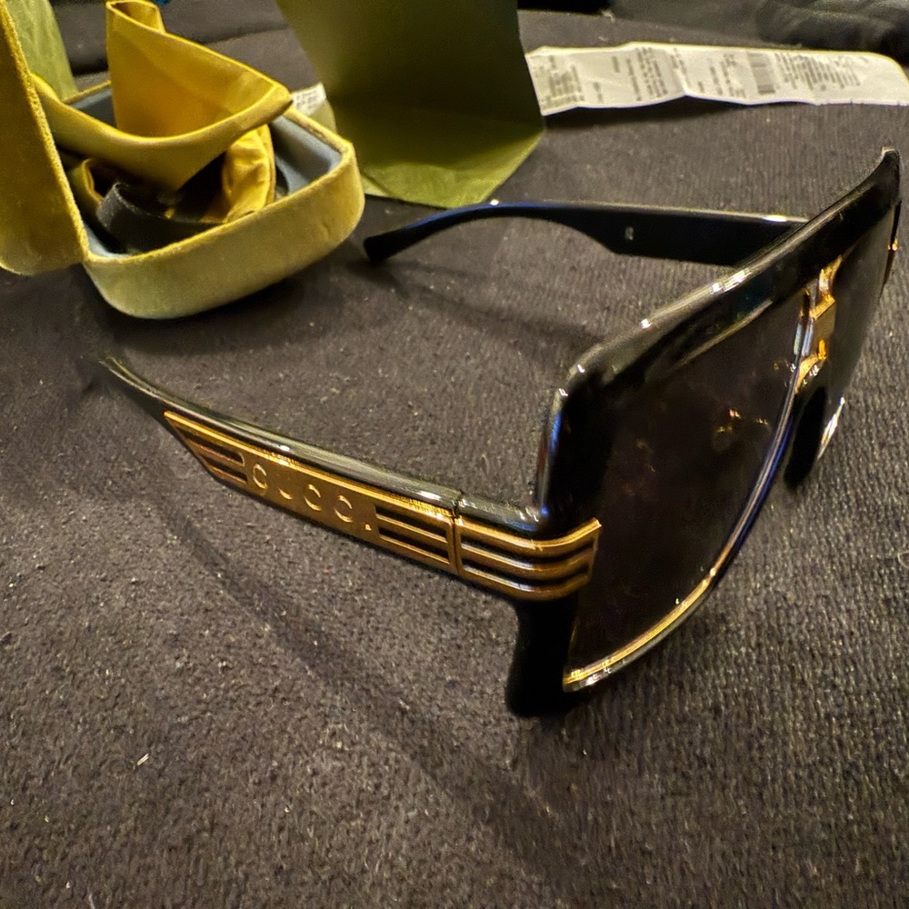 Gucci Sunglasses gg0900s with case, bag, receipt - Picture 3 of 5